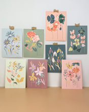 Load image into Gallery viewer, Set of 8 Floral Postcards